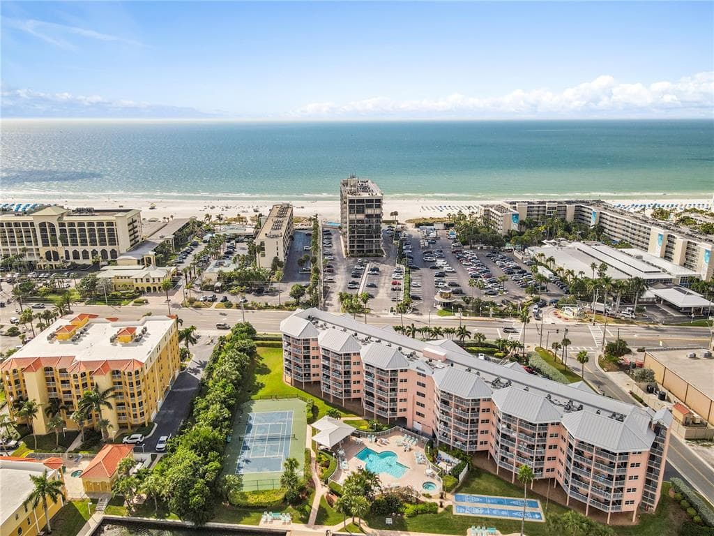 5445 GULF BOULEVARD PH1 photo 5