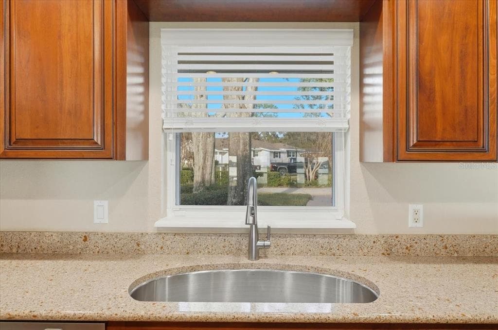 5530 DRIFTWOOD DRIVE photo 19