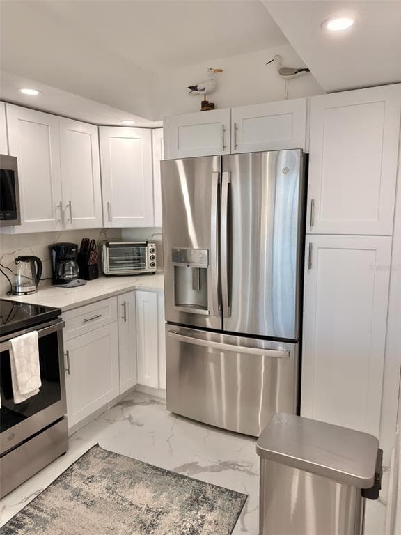 1380 GULF BOULEVARD 805 photo 19