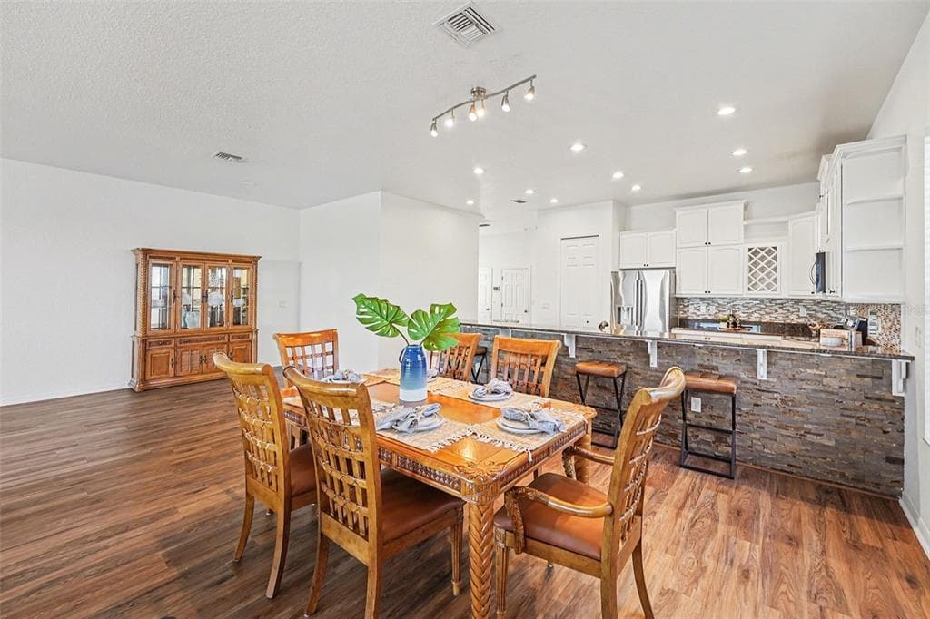 14215 N BAYSHORE DRIVE photo 10