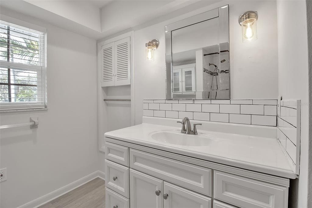 922 CASEY COVE DRIVE photo 22