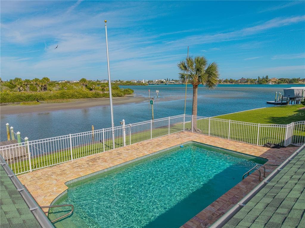 422 QUAY ASSISI photo 21