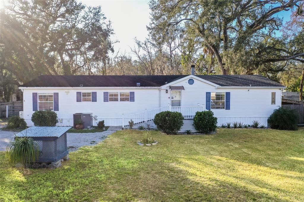 5028 CLEWIS AVENUE photo 1