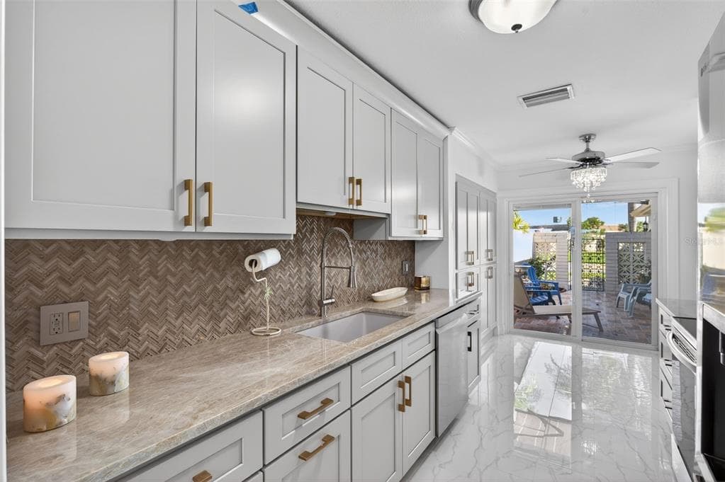 427 BOCA CIEGA POINT BOULEVARD N photo 12