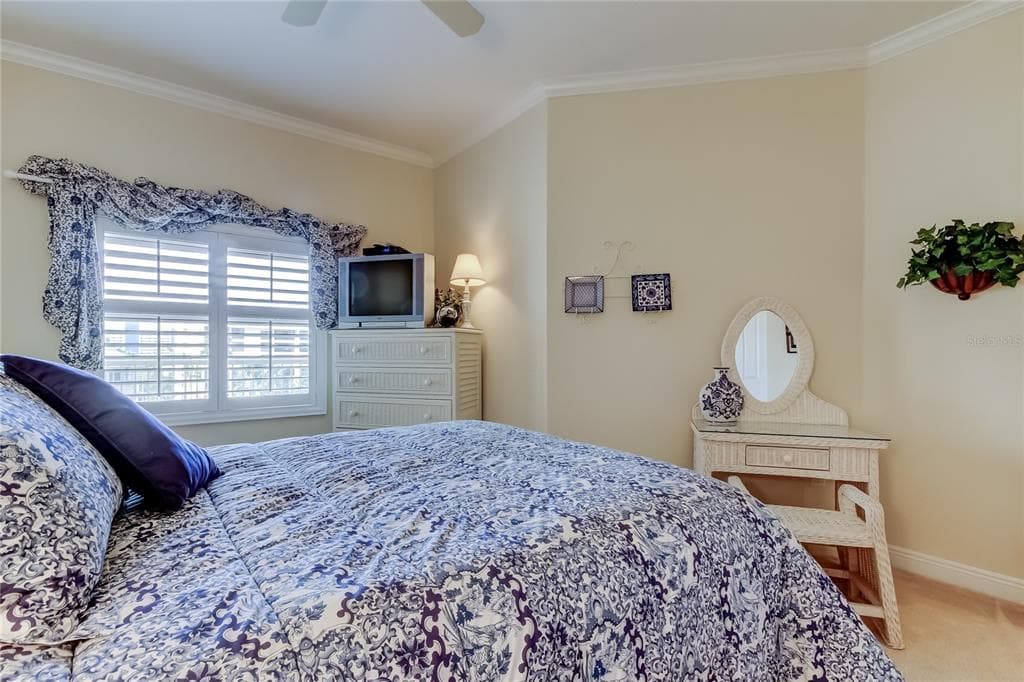 425 150TH AVENUE 2504 photo 24