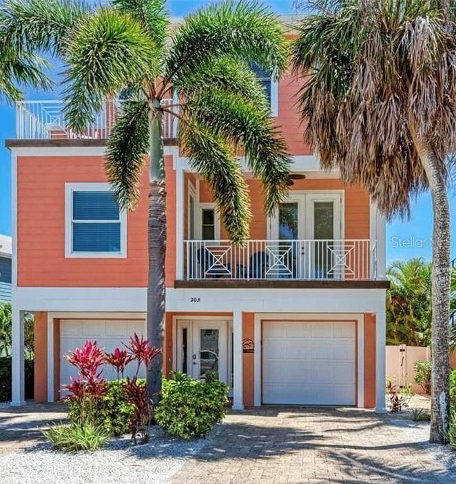203 N HARBOR DRIVE 1