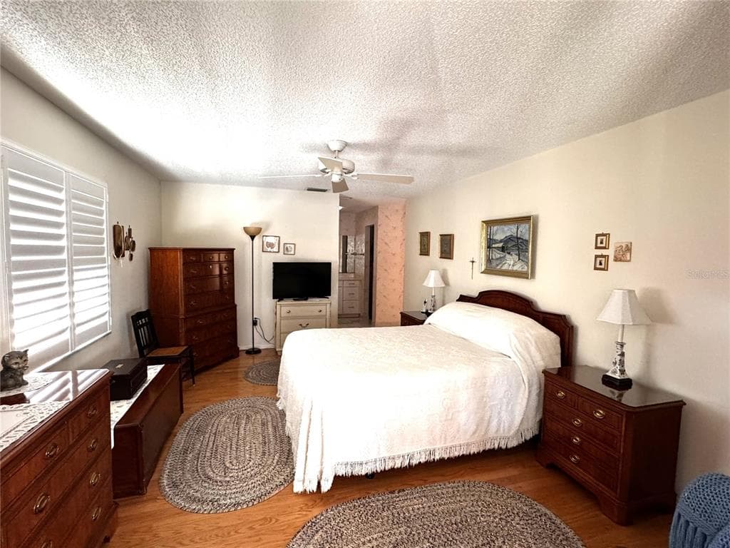 229 LAUREL HOLLOW DRIVE 83 photo 19