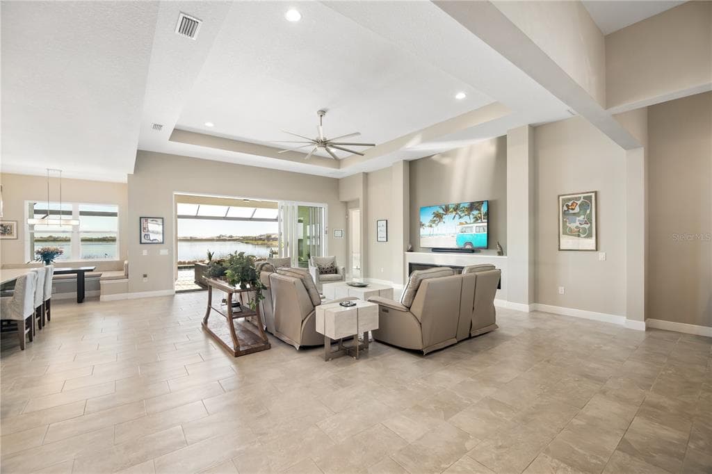 8083 WATERBEND TRAIL photo 8