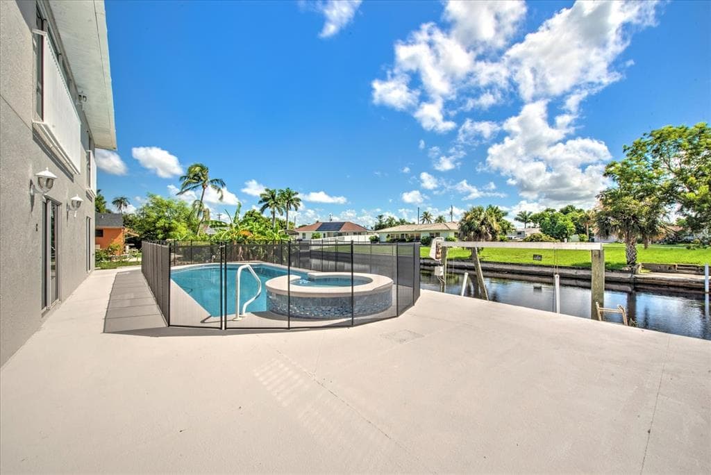 4424 N CANAL CIRCLE photo 6