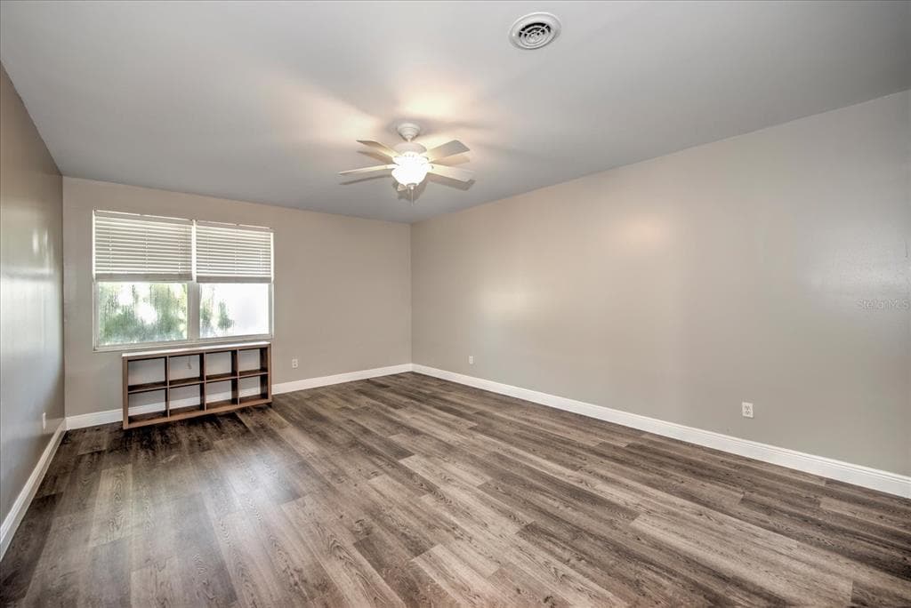 4424 N CANAL CIRCLE photo 11