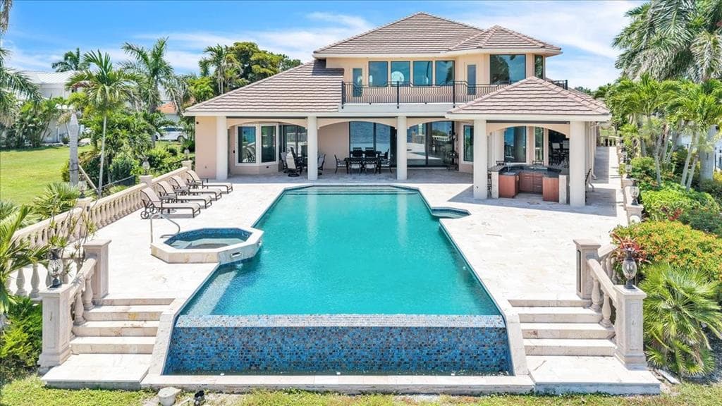 3 HIBISCUS DRIVE 2
