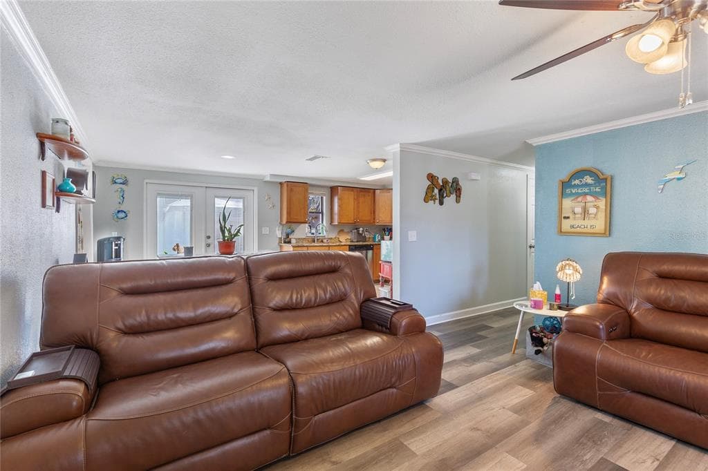 4162 ALAFIA BOULEVARD photo 4