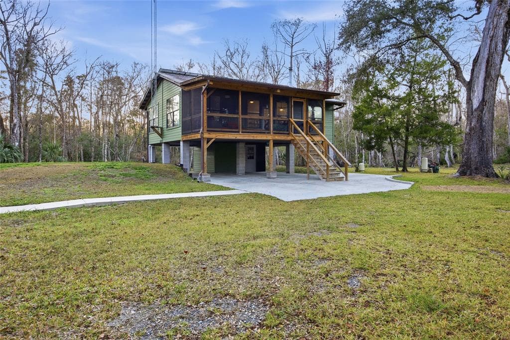 00 CLAYTON ROAD photo 2