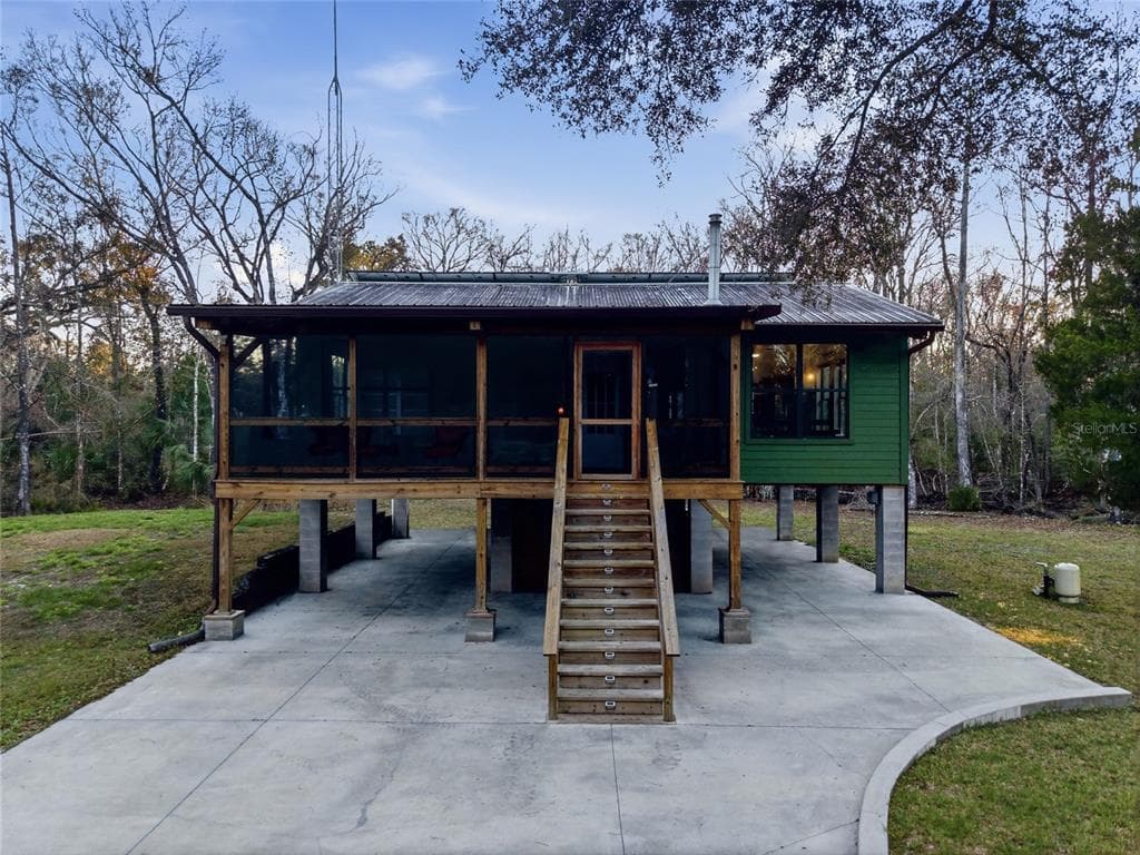 00 CLAYTON ROAD photo 1