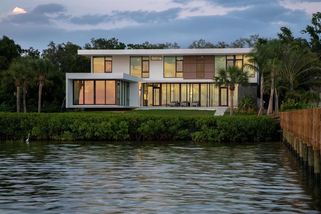1500 BAYVIEW DRIVE photo 4