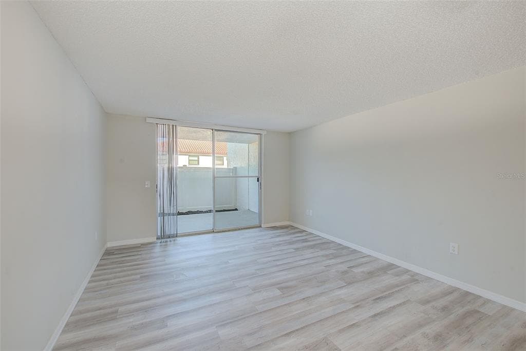 10540 77TH TERRACE 109 photo 17