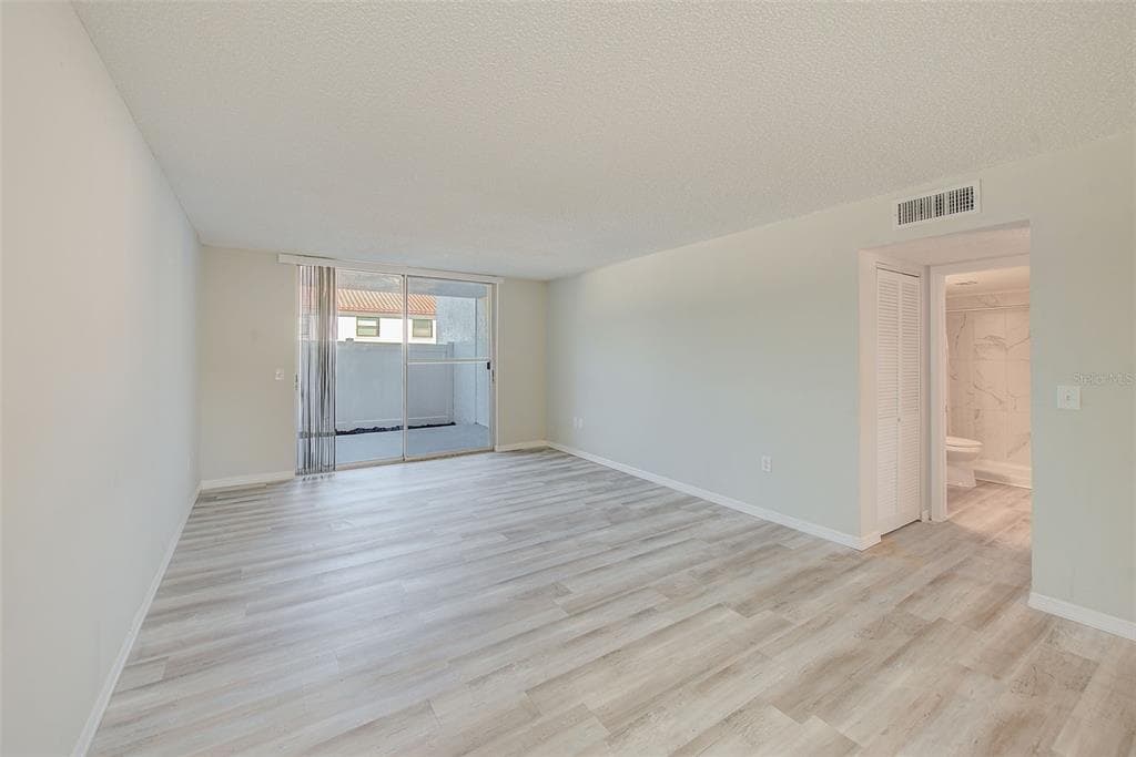 10540 77TH TERRACE 109 photo 15