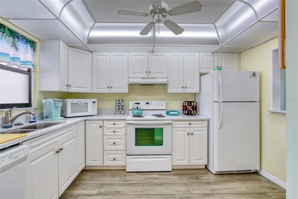 915 OCEAN SHORE BOULEVARD 2010 photo 6