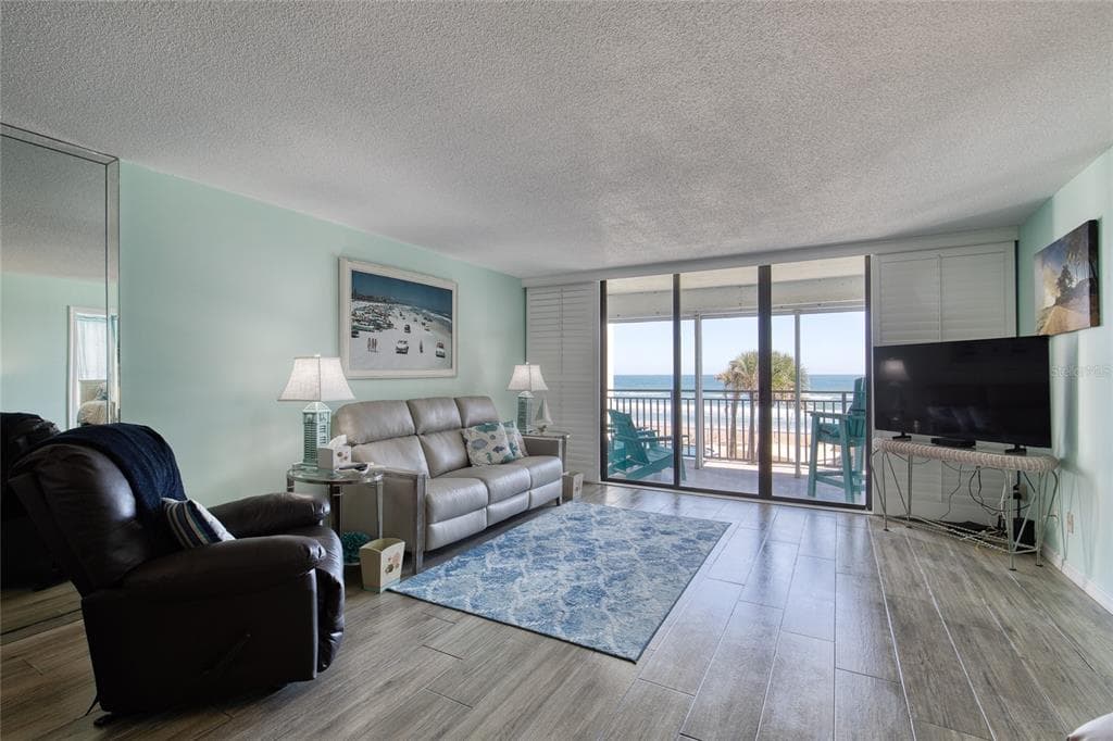 915 OCEAN SHORE BOULEVARD 2010 photo 17