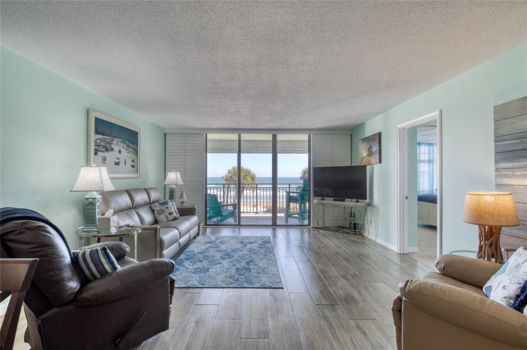 915 OCEAN SHORE BOULEVARD 2010 photo 3