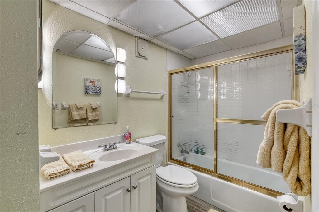 915 OCEAN SHORE BOULEVARD 2010 photo 15
