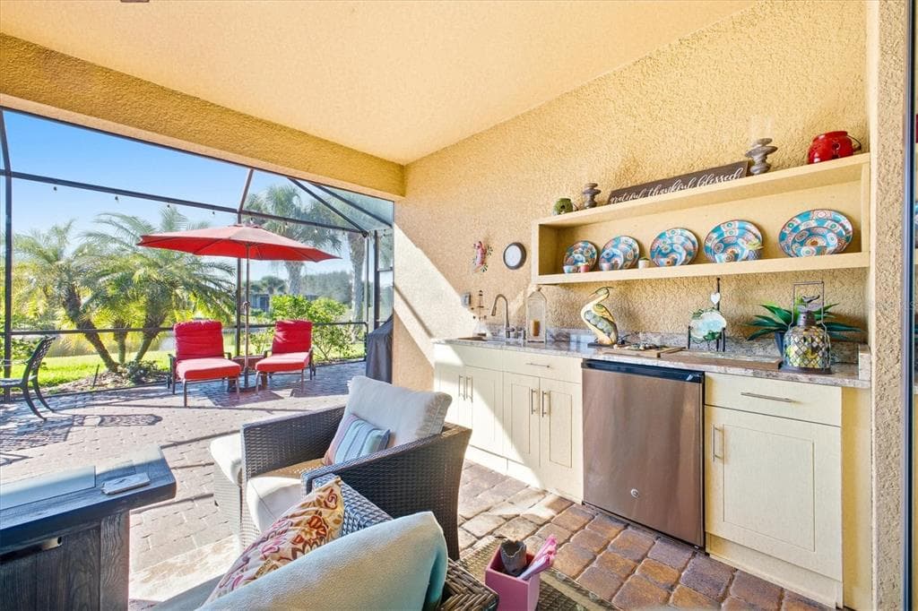 13897 UMBRIA STREET photo 24