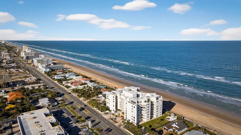 395 S ATLANTIC AVENUE 301 photo 2