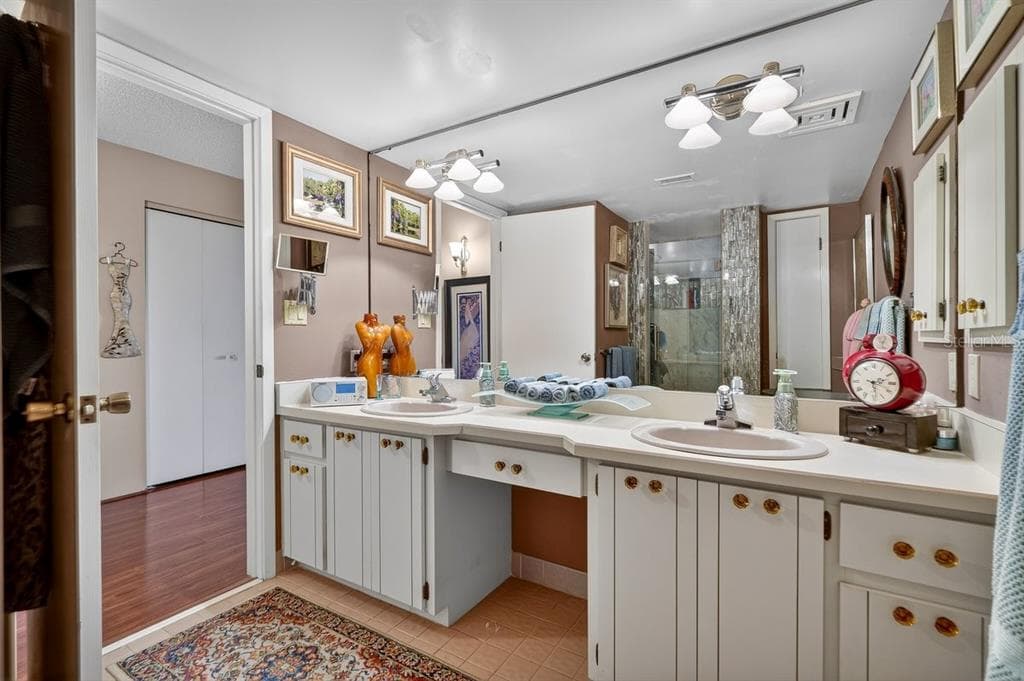 395 S ATLANTIC AVENUE 301 photo 13