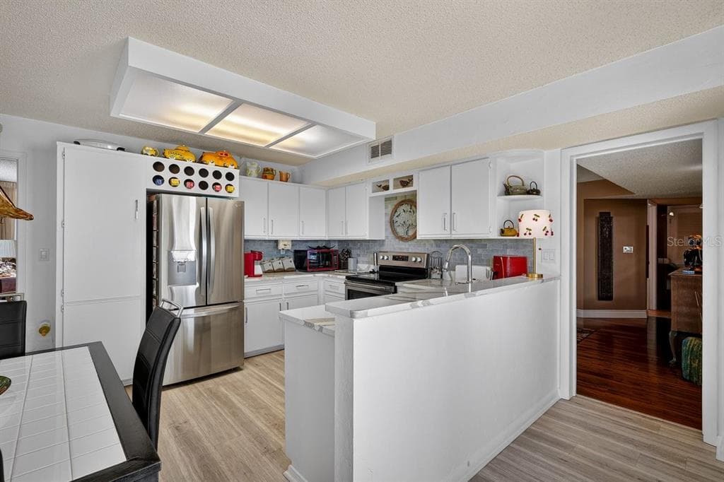 395 S ATLANTIC AVENUE 301 photo 10