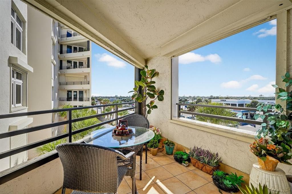 395 S ATLANTIC AVENUE 301 photo 18