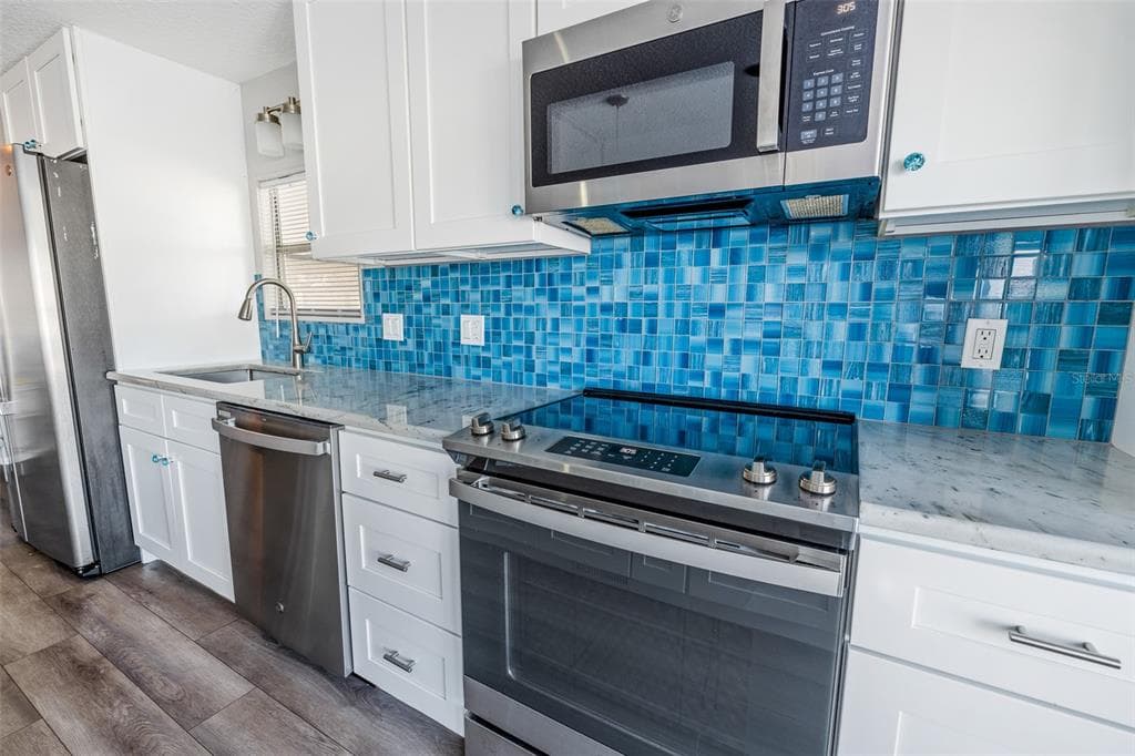 116 LEWIS STREET photo 10