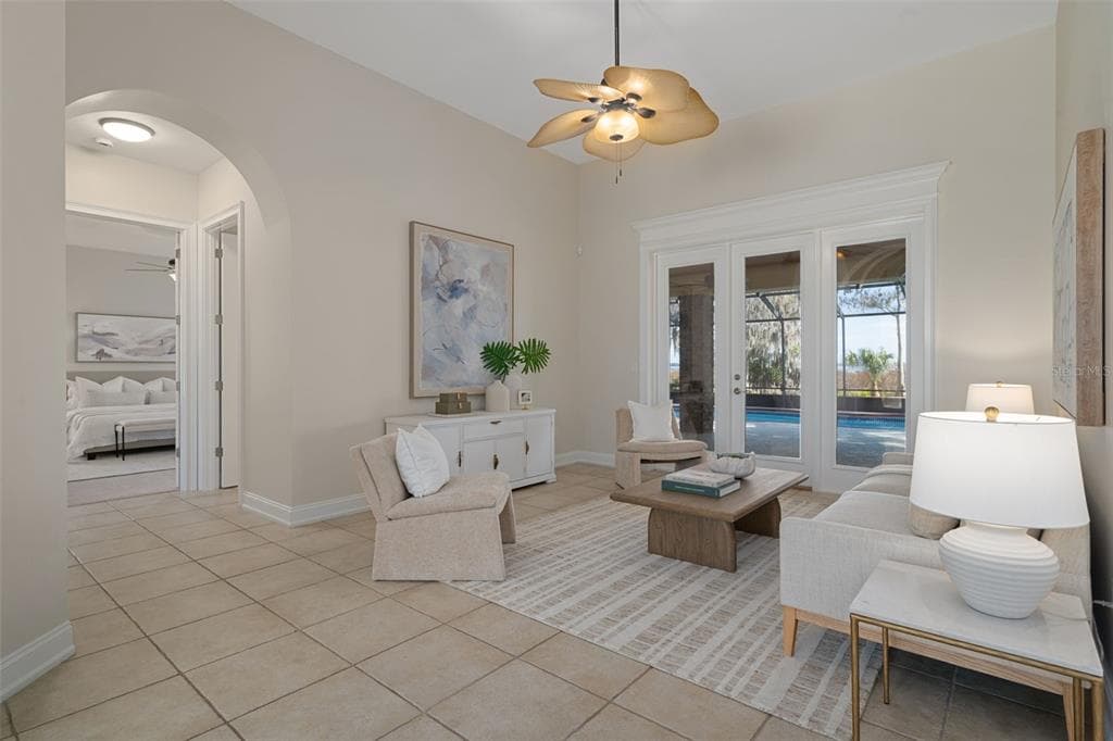 4300 TIMBERLANE ROAD 5