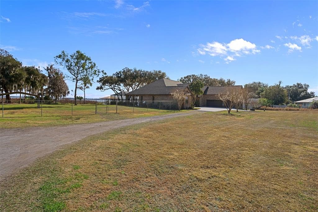4300 TIMBERLANE ROAD photo 11