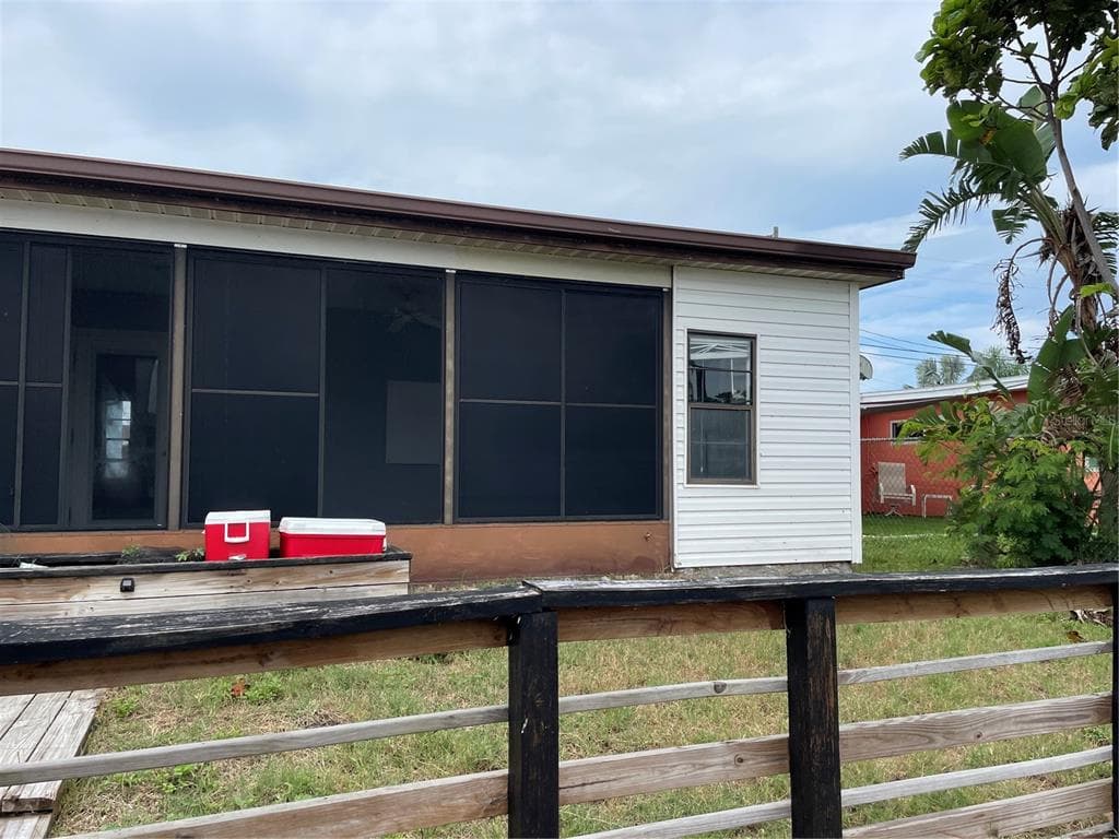 13612 FRANCES AVENUE photo 13
