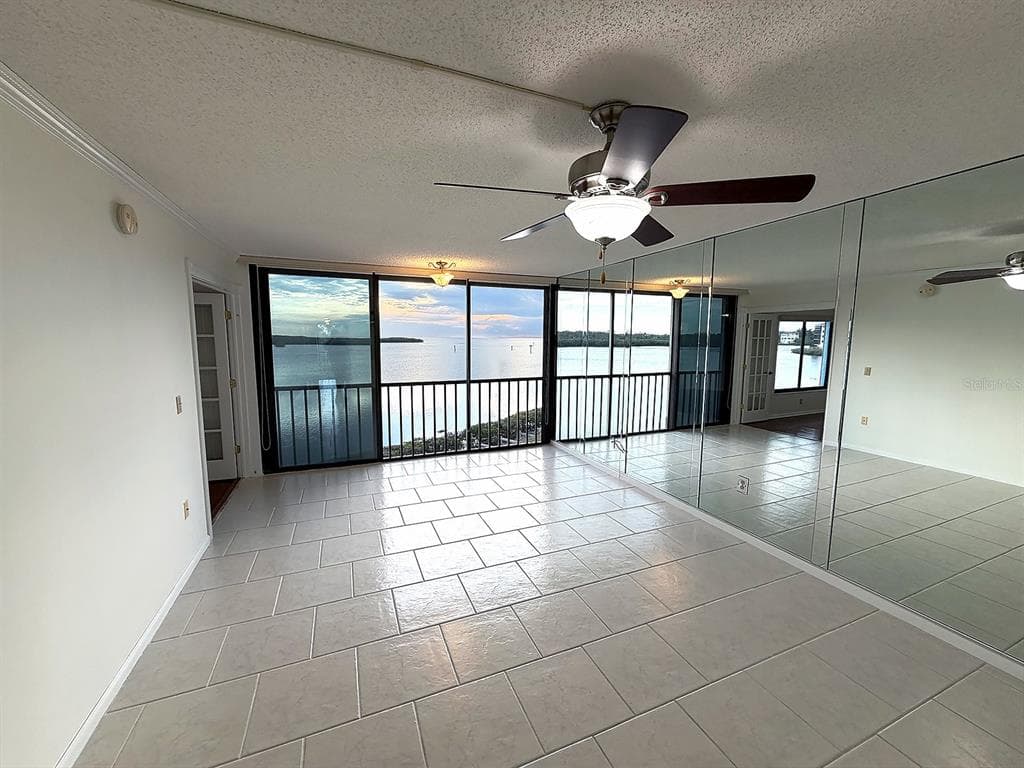 4620 BAY BOULEVARD 1122 photo 7