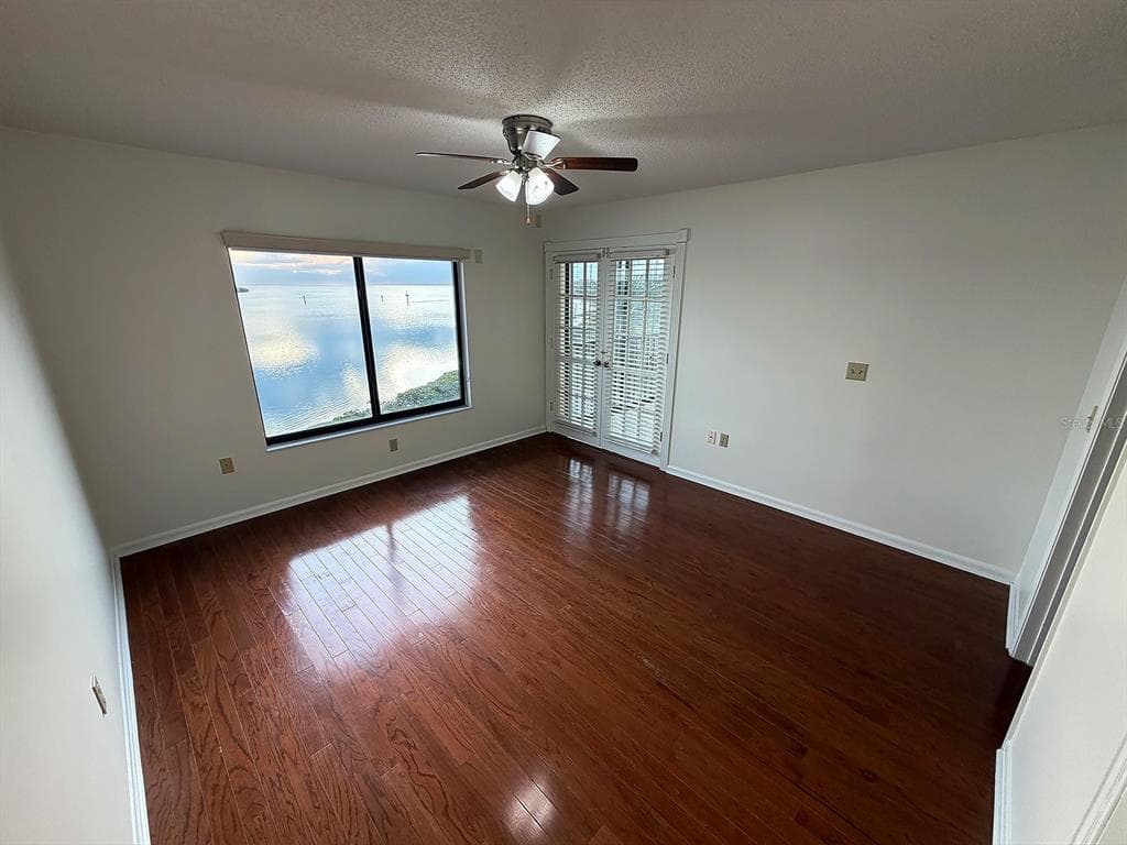 4620 BAY BOULEVARD 1122 photo 5