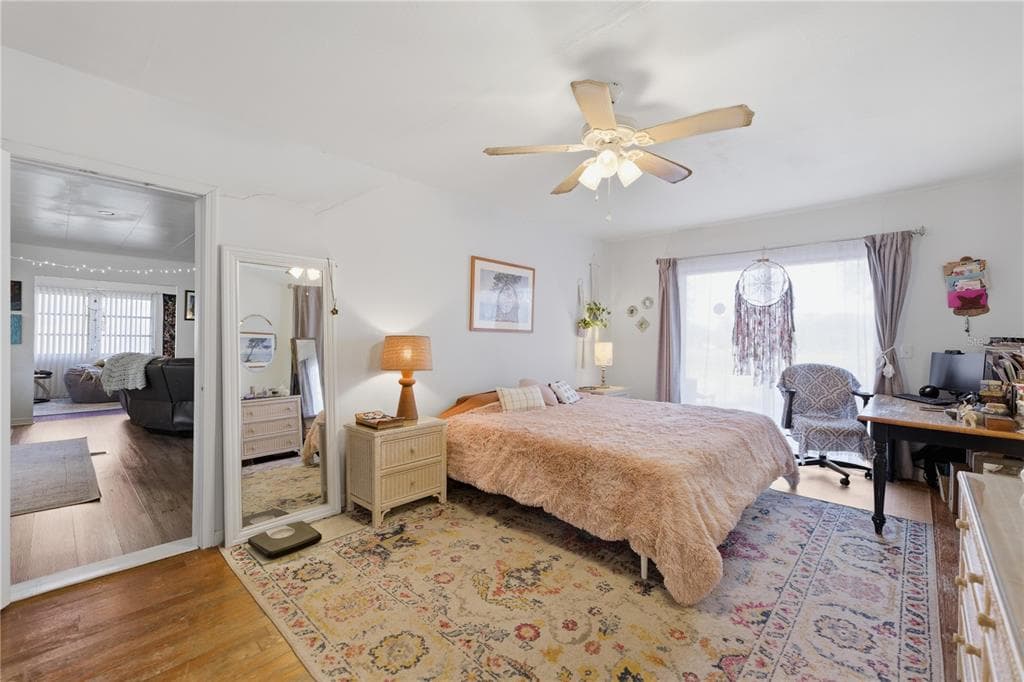 872 LAKE SHORE TERRACE photo 12