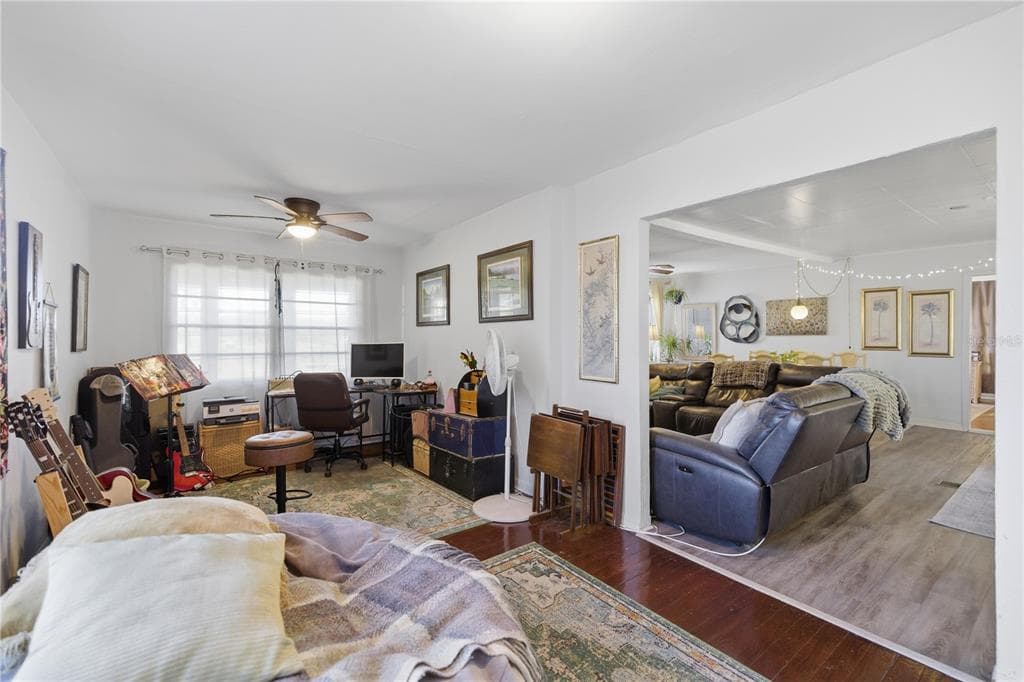 872 LAKE SHORE TERRACE photo 9