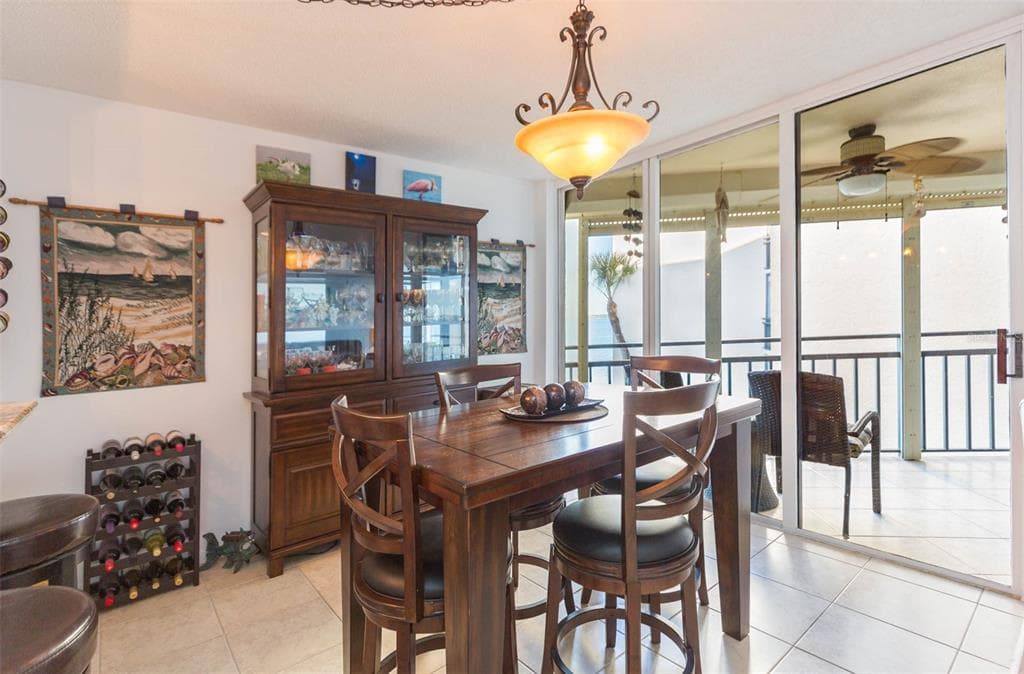 5633 PUERTA DEL SOL BOULEVARD S 208 photo 12