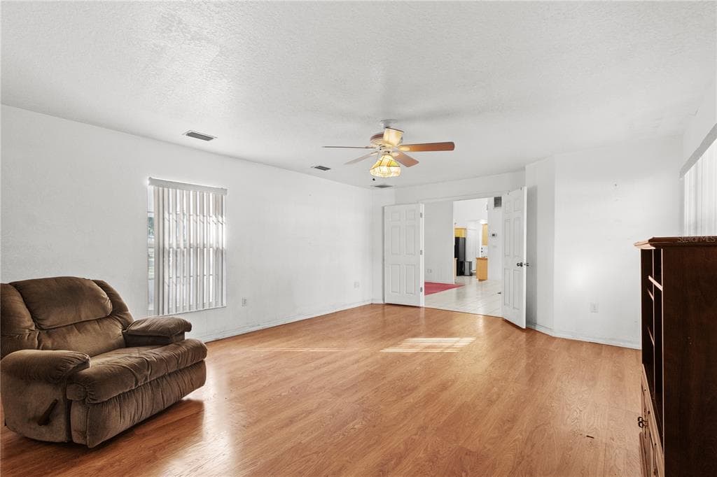 2500 S 62ND AVENUE photo 11