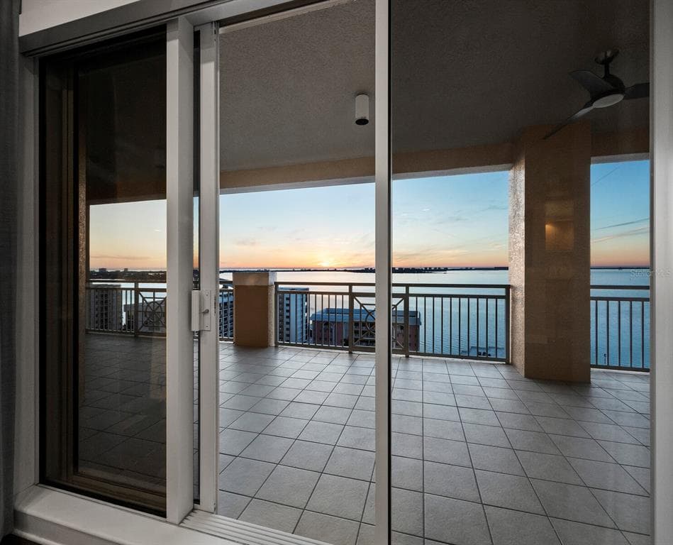 35 WATERGATE DRIVE 1403 photo 15