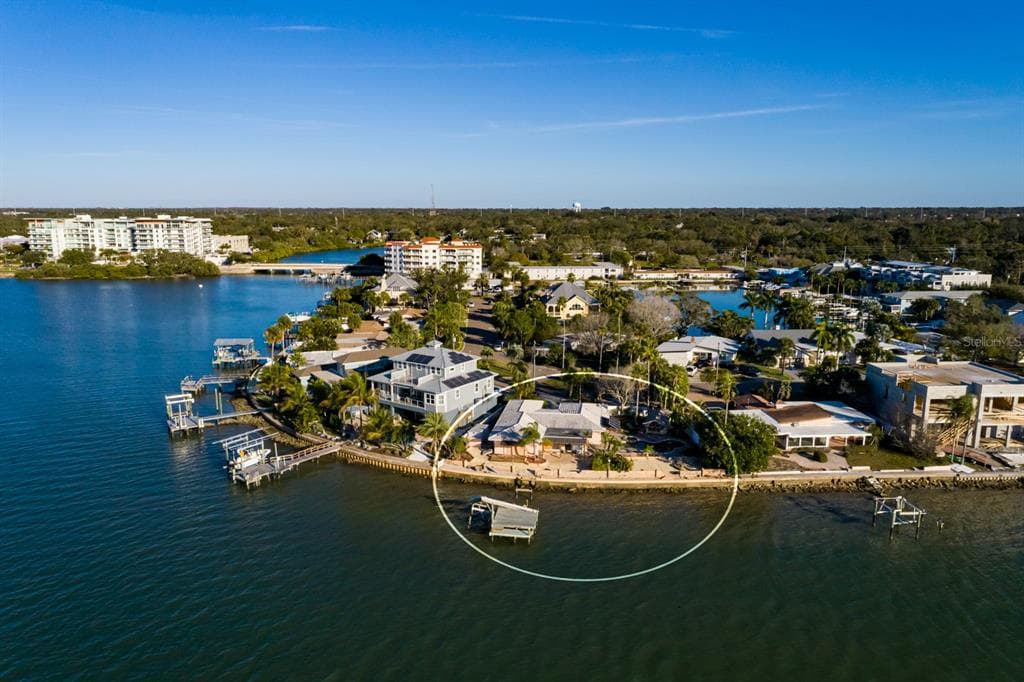 1844 VENETIAN POINT DRIVE photo 13