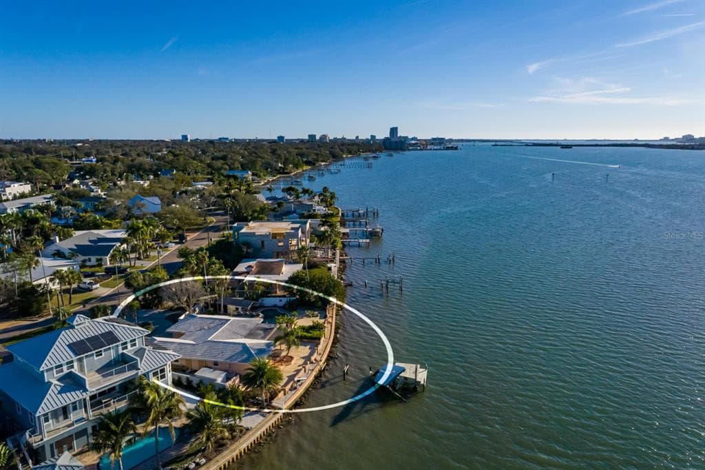 1844 VENETIAN POINT DRIVE photo 16