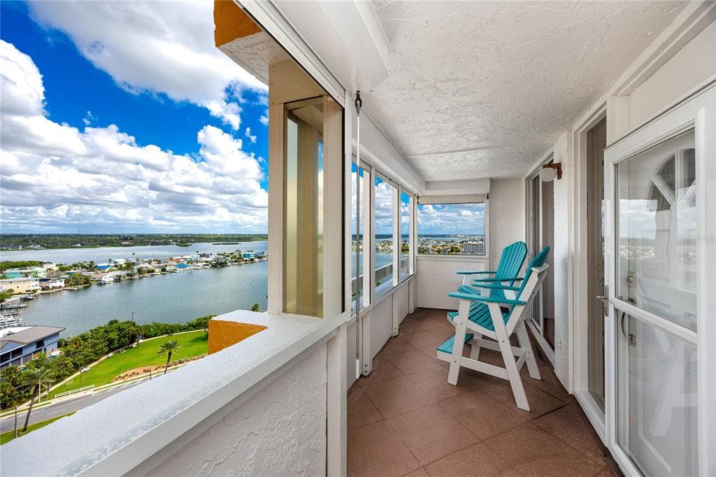 17940 GULF BOULEVARD 16A photo 8