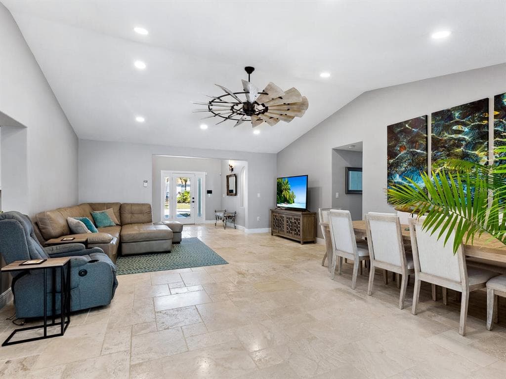 221 LYCHEE ROAD photo 10