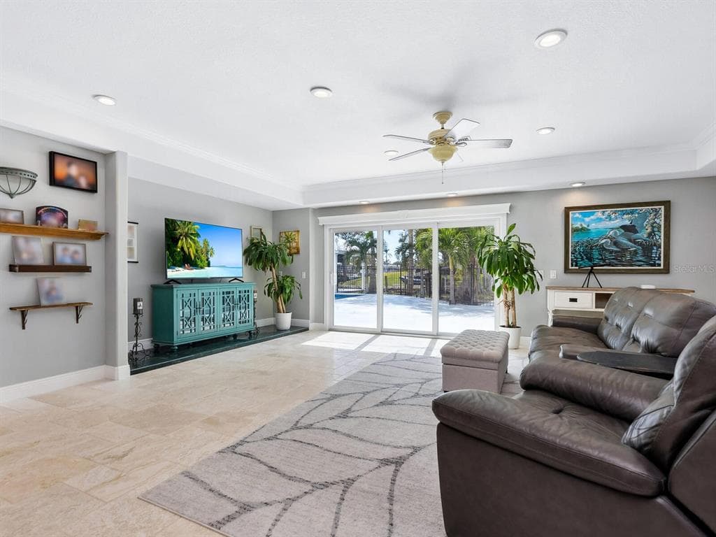 221 LYCHEE ROAD photo 19