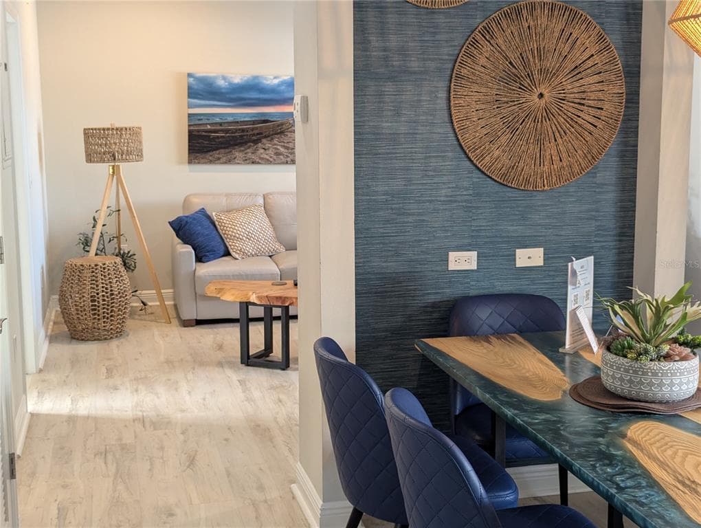 6732 SARASEA CIRCLE 104C photo 12