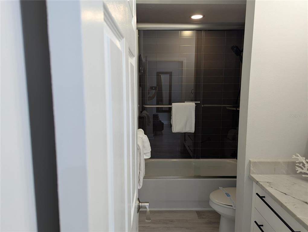 6732 SARASEA CIRCLE 104C photo 24