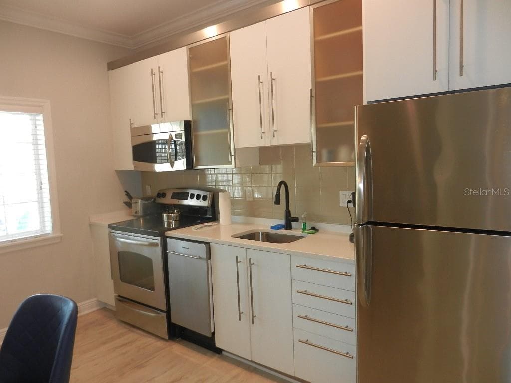 6732 SARASEA CIRCLE 104C photo 10