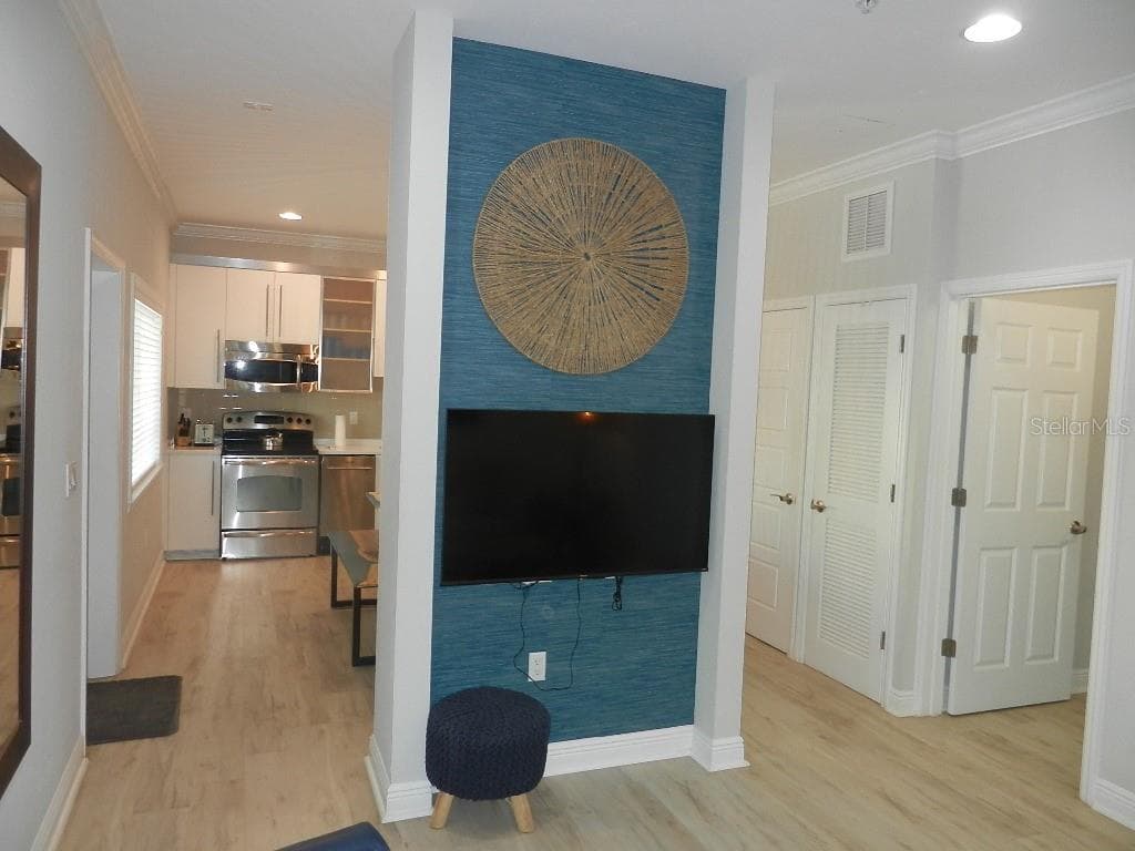 6732 SARASEA CIRCLE 104C photo 18